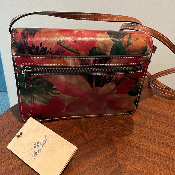 Patricia Nash Crossbody  Shoulder bag NWT Floral multicolored hand painted print - Picture 8 of 13